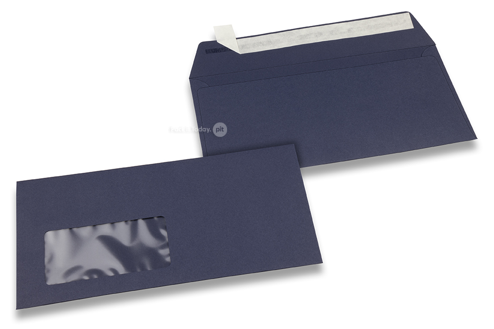 Koperta kolorowa granatowa z okienkiem, 110 x 220 mm (DL), okienko z lewej strony, wielkość okienka 45 x 90 mm, położenie okienka 20 mm od lewej krawędzi / 15 mm od dolnej krawędzi, klej samoprzylepny z odrywanym paskiem, papier koloro