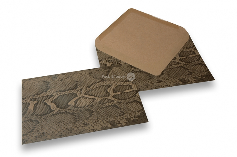 Koperty w zwierzęce wzory - brązowy papier kraft, czarny, druk węża